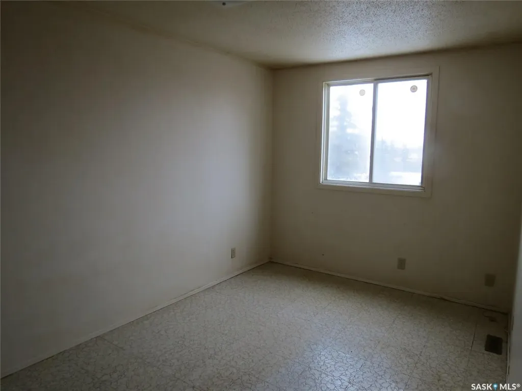 3926 Castle Road Regina SK S4S 6A4