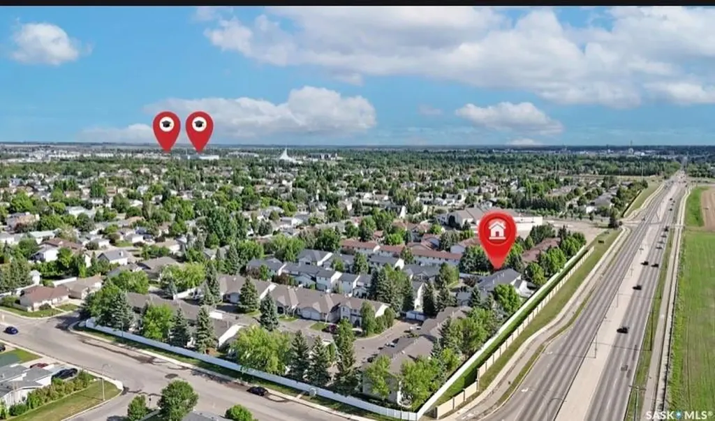 515 Mcwillie Avenue Saskatoon SK S7S 1K8