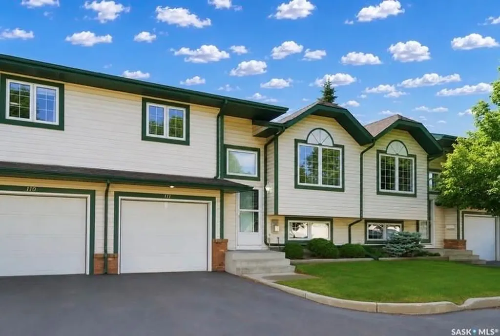 515 Mcwillie Avenue Saskatoon SK S7S 1K8