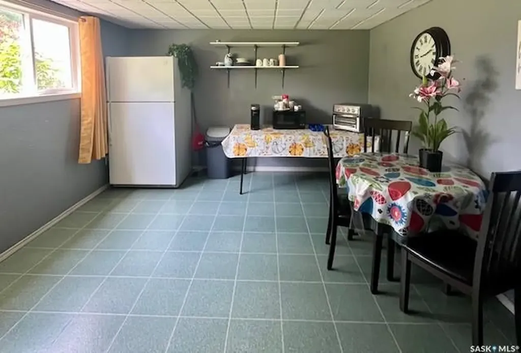 414 1st Street E Meadow Lake SK S9X 1E9
