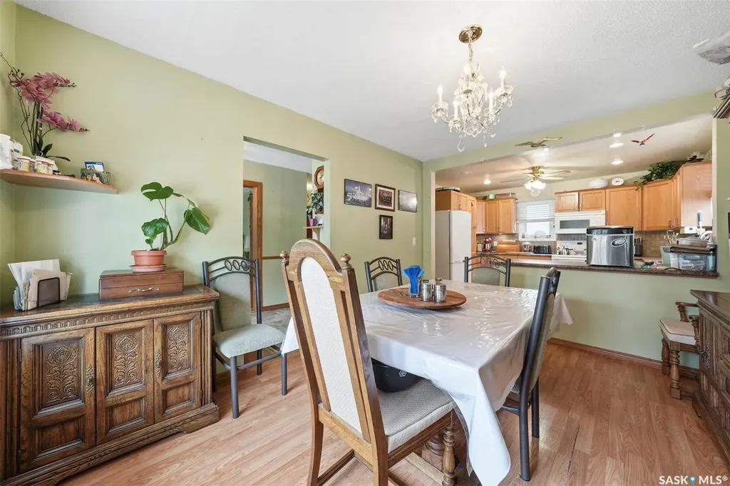 20 Clark Crescent Saskatoon SK S7H 3L9