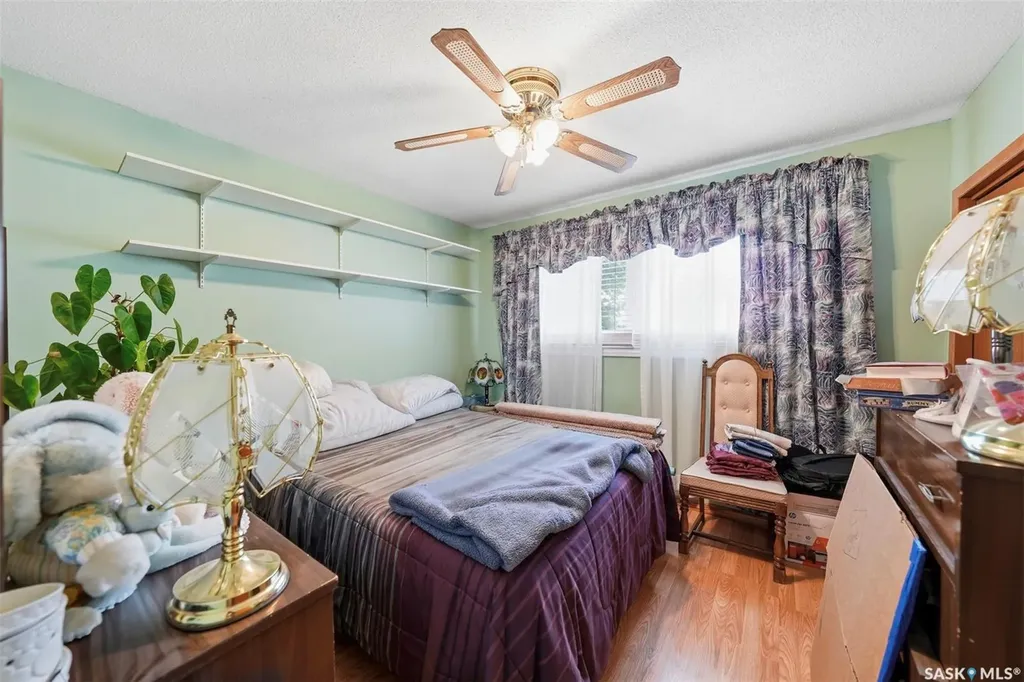 20 Clark Crescent Saskatoon SK S7H 3L9