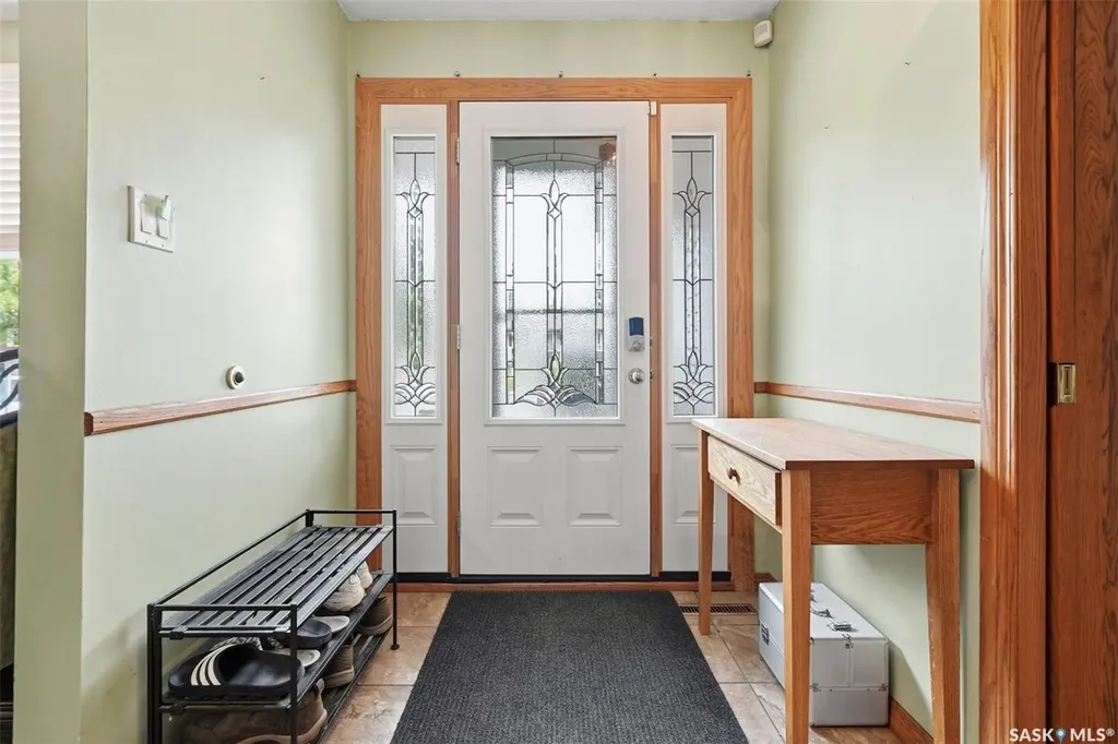 20 Clark Crescent Saskatoon SK S7H 3L9