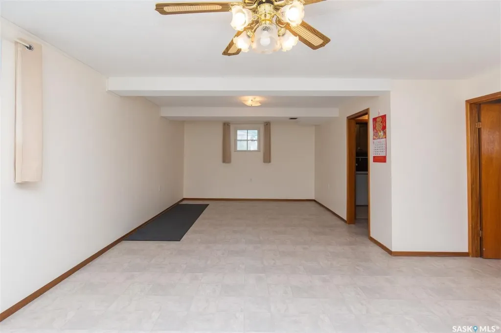 1135 Caribou Street W Moose Jaw SK S6H 2L8