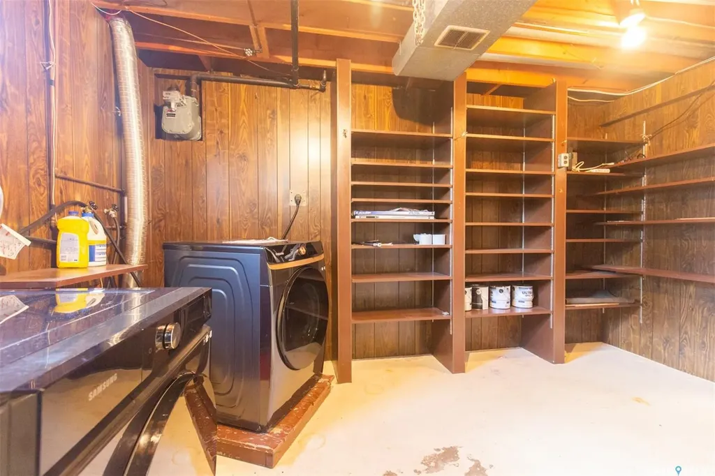 1135 Caribou Street W Moose Jaw SK S6H 2L8