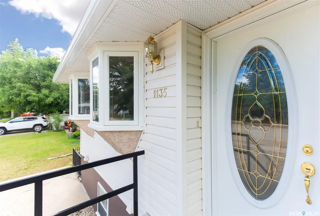 1135 Caribou Street W Moose Jaw SK S6H 2L8