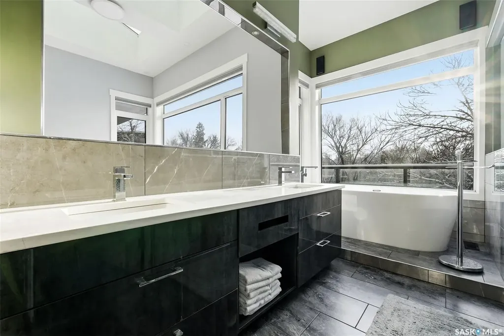 3601 Grassick Avenue Regina SK S4S 0Z3