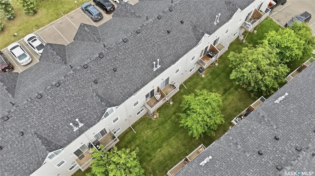 243 Herold Terrace Saskatoon SK S7V 1J6