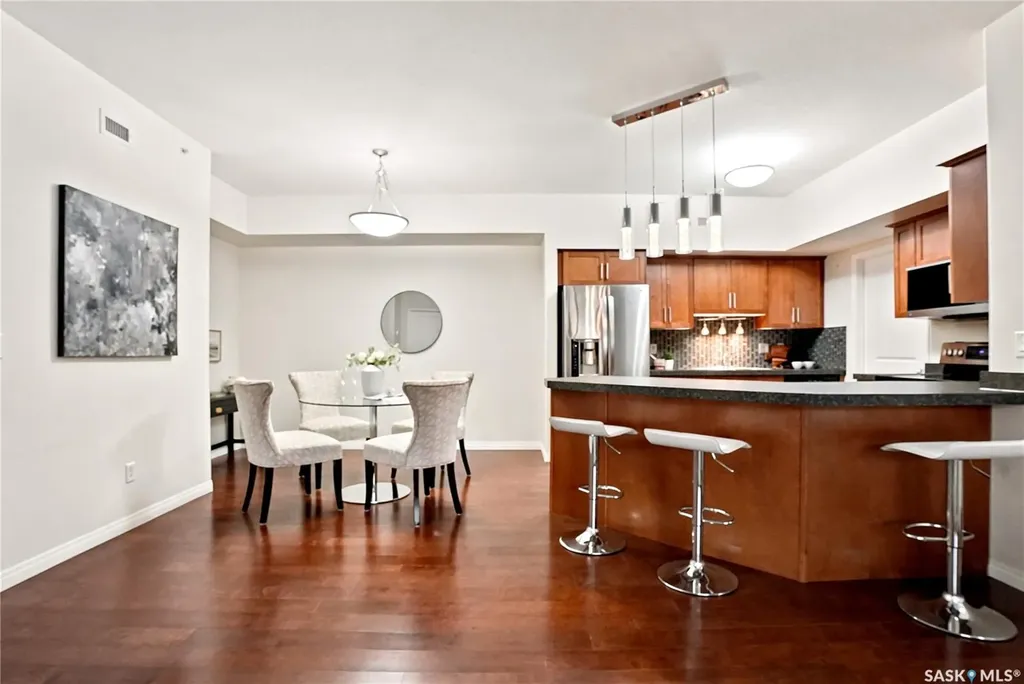 914 Heritage View Saskatoon SK S7H 5T1