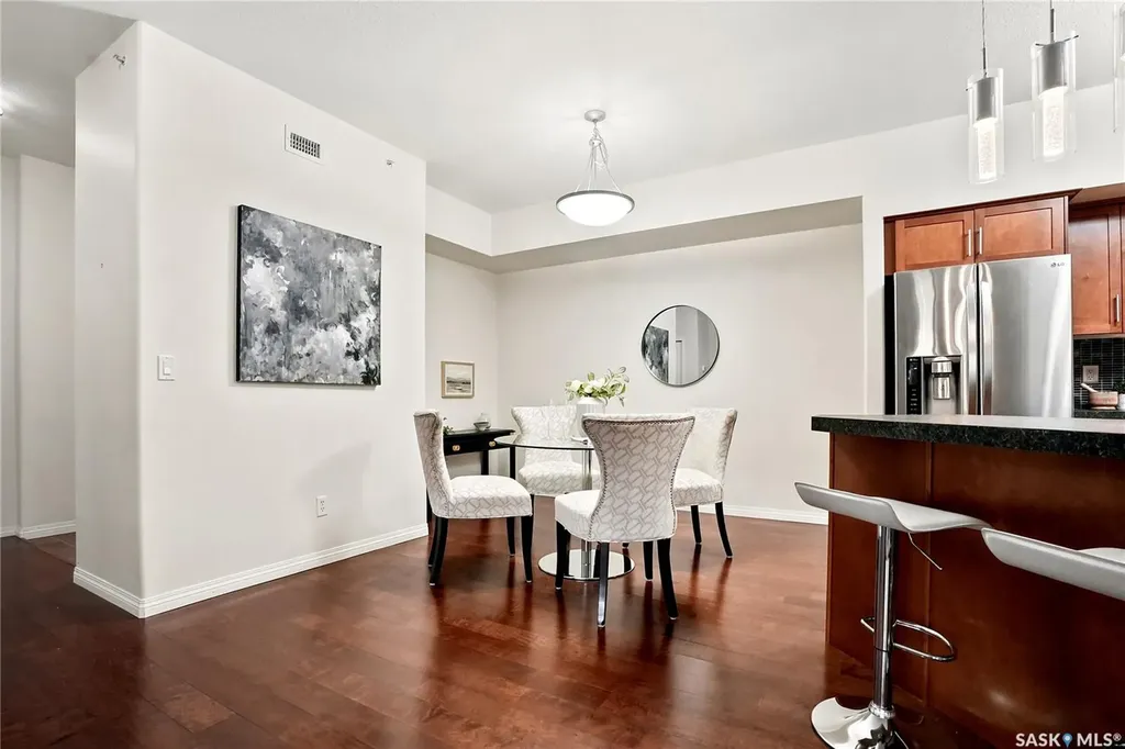 914 Heritage View Saskatoon SK S7H 5T1
