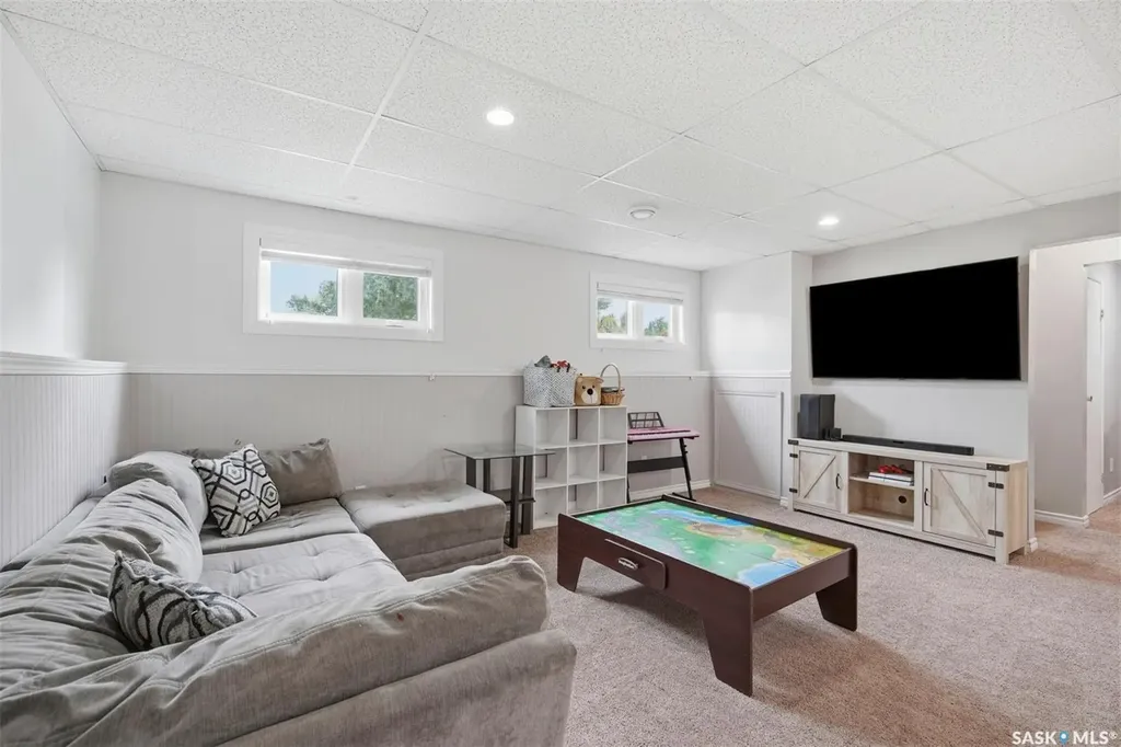 423 Nesbitt Way Saskatoon SK S7L 6S3