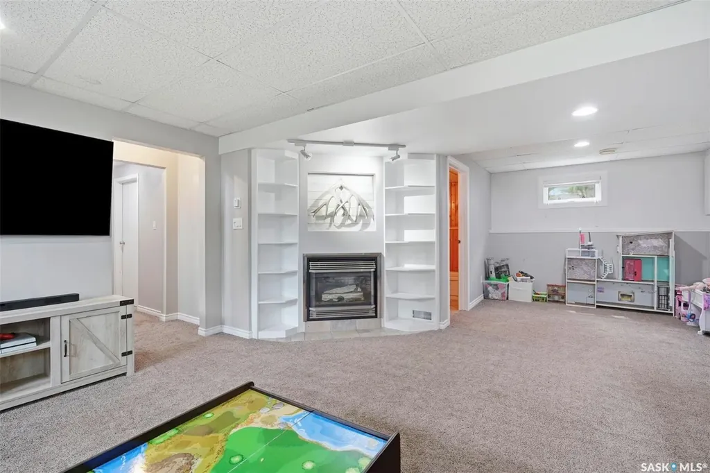 423 Nesbitt Way Saskatoon SK S7L 6S3