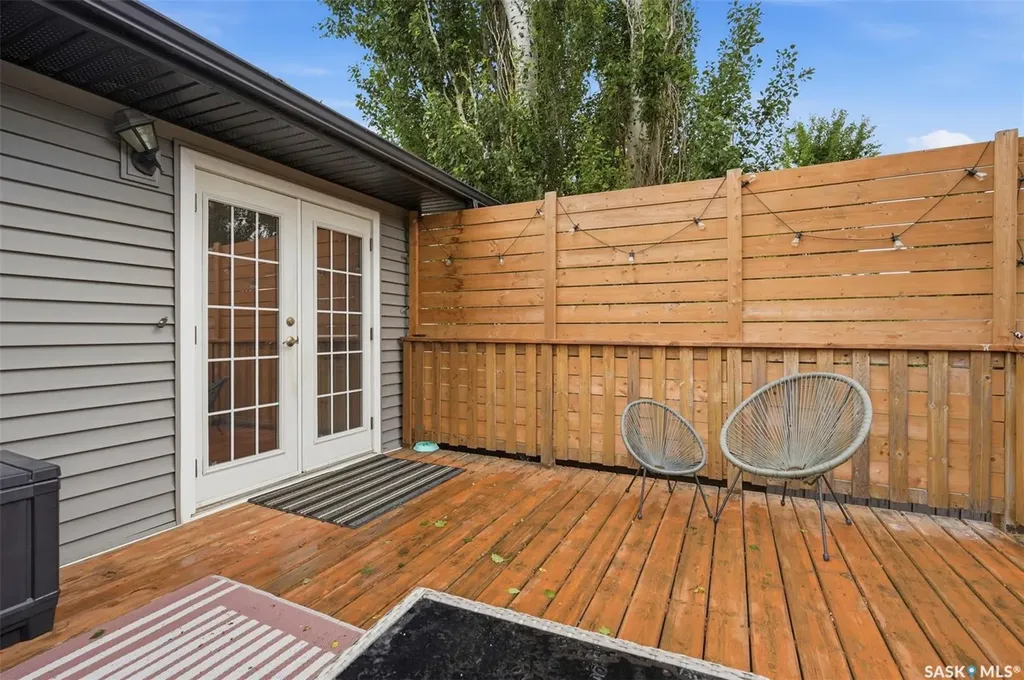 423 Nesbitt Way Saskatoon SK S7L 6S3