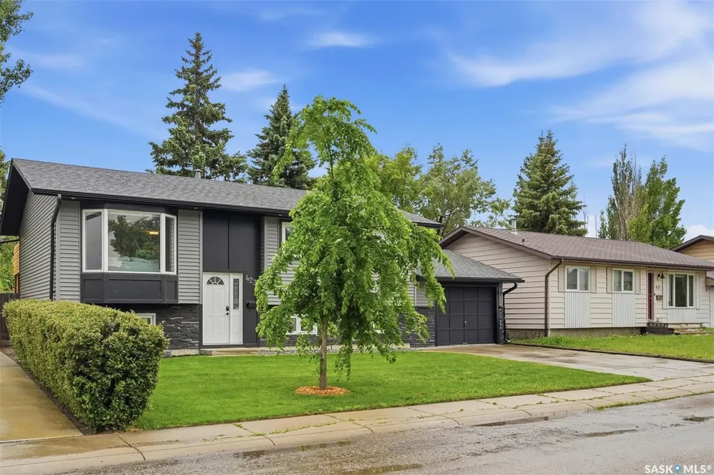 423 Nesbitt Way Saskatoon SK S7L 6S3