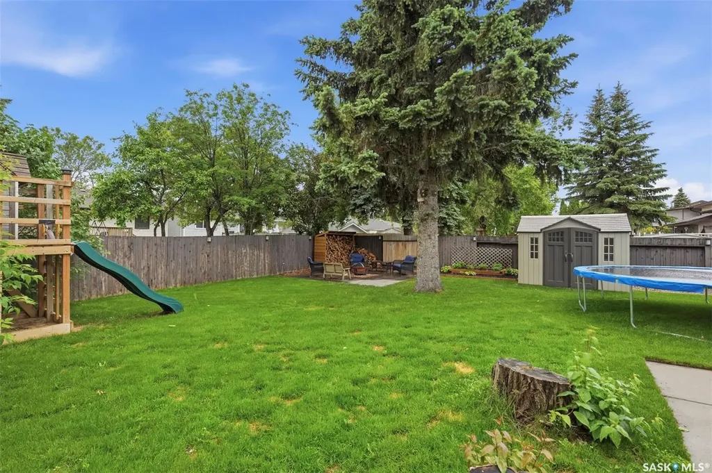 423 Nesbitt Way Saskatoon SK S7L 6S3