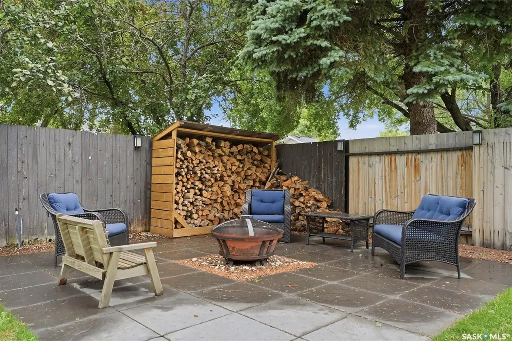 423 Nesbitt Way Saskatoon SK S7L 6S3