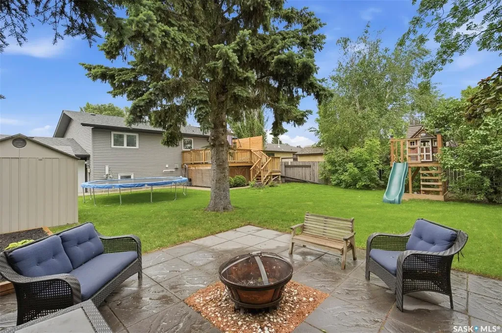 423 Nesbitt Way Saskatoon SK S7L 6S3