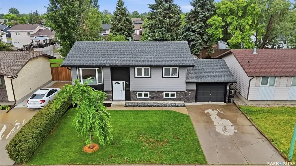 423 Nesbitt Way Saskatoon SK S7L 6S3