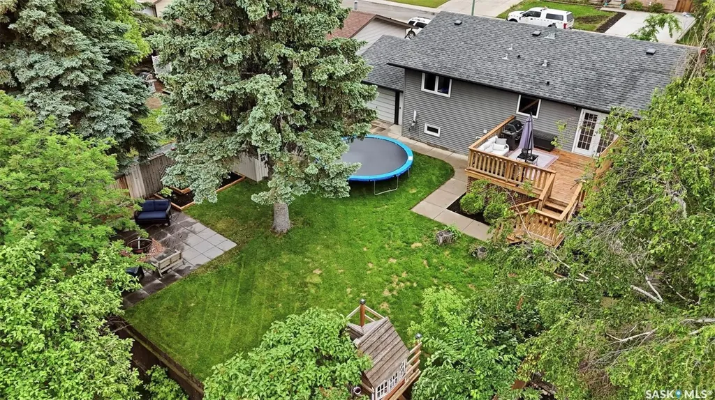 423 Nesbitt Way Saskatoon SK S7L 6S3