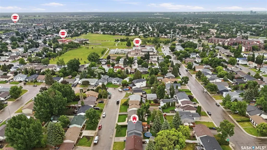 423 Nesbitt Way Saskatoon SK S7L 6S3