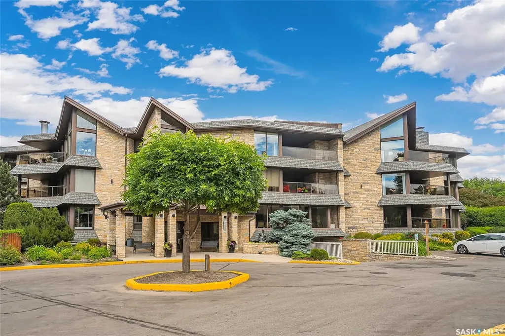 2305 Adelaide Street E Saskatoon SK S7J 5H6