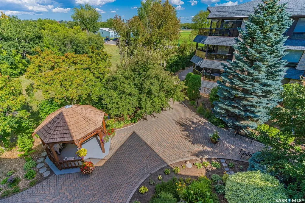 2305 Adelaide Street E Saskatoon SK S7J 5H6