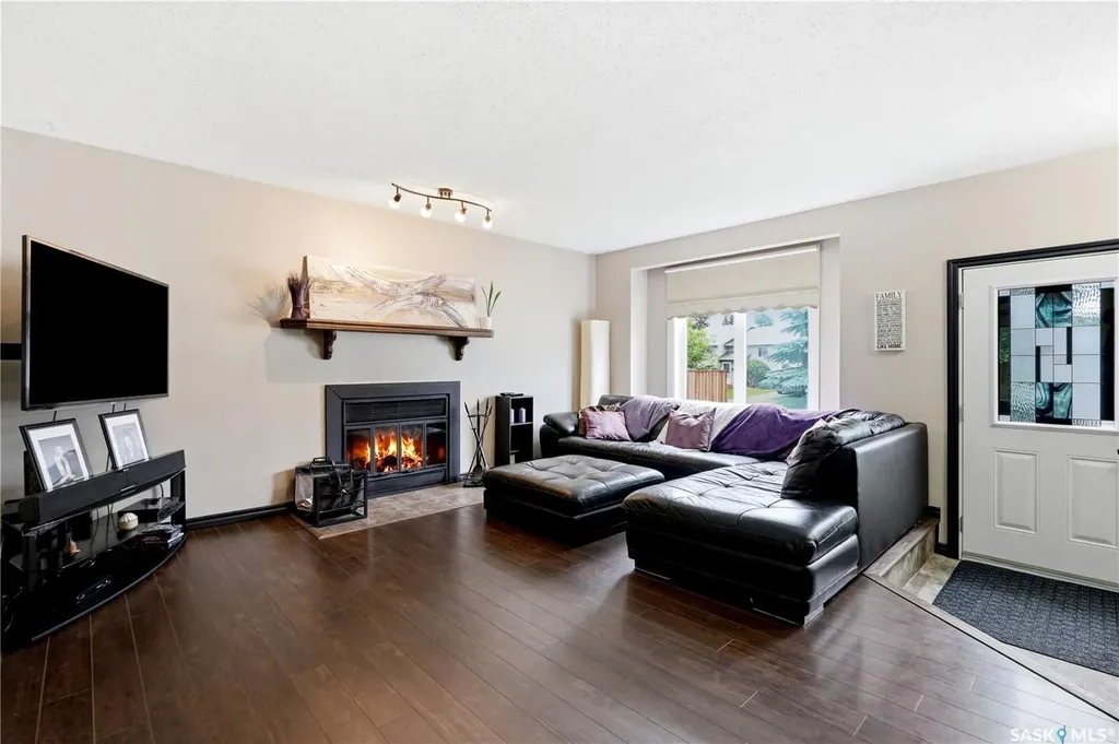 62 Robinson Crescent Saskatoon SK S7L 6N9