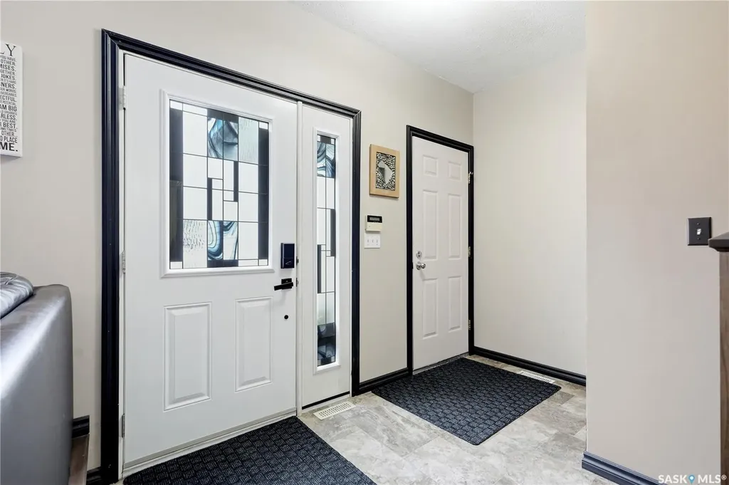 62 Robinson Crescent Saskatoon SK S7L 6N9