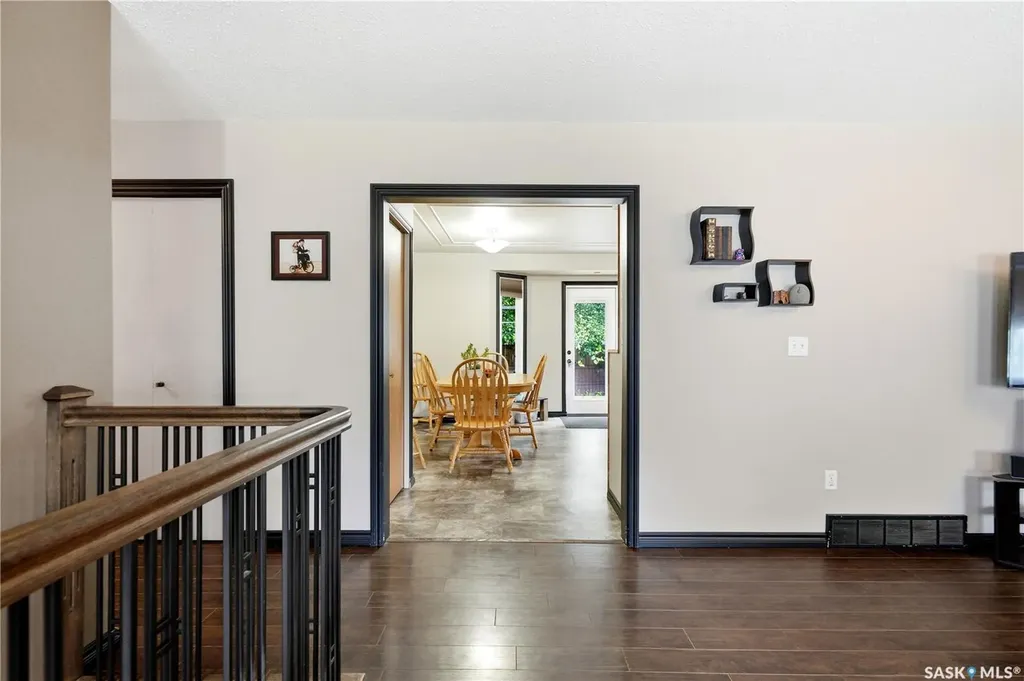 62 Robinson Crescent Saskatoon SK S7L 6N9