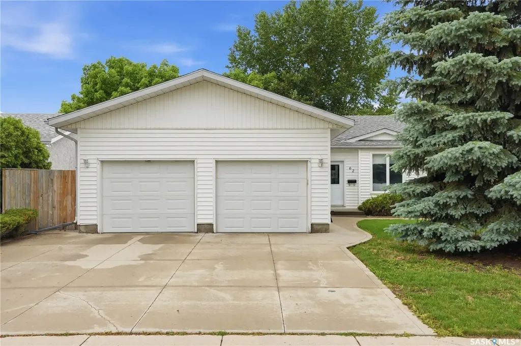 62 Robinson Crescent Saskatoon SK S7L 6N9