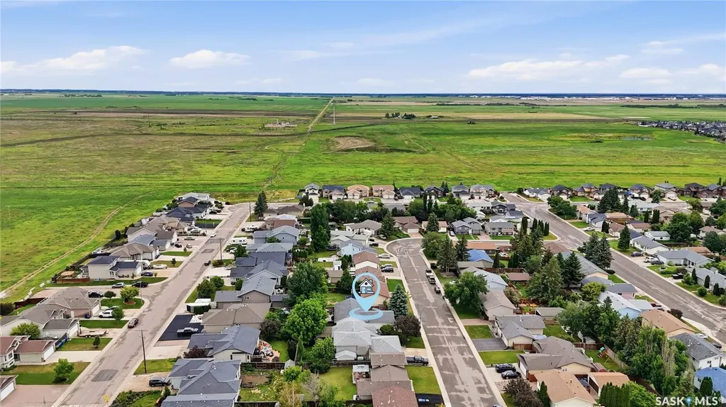 62 Robinson Crescent Saskatoon SK S7L 6N9