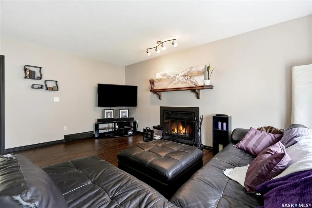 62 Robinson Crescent Saskatoon SK S7L 6N9