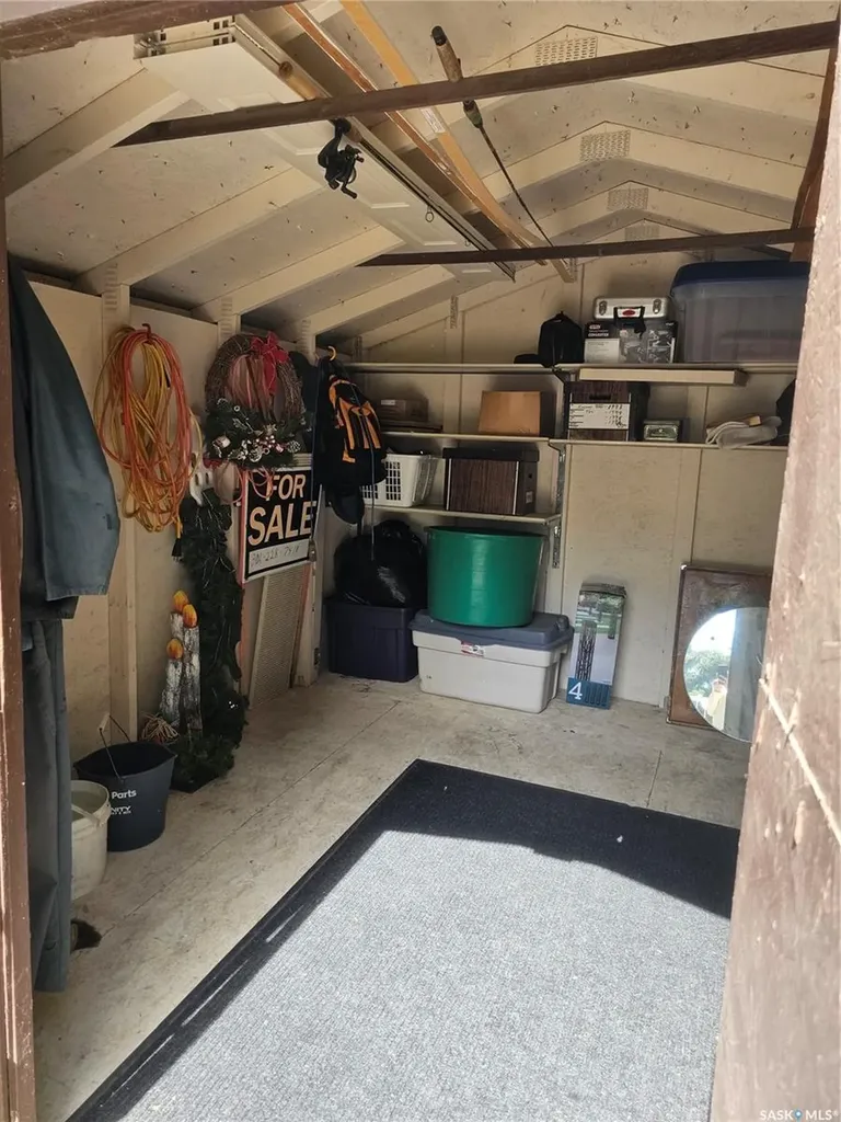 325 4th Avenue E Unity SK S0K 4L0