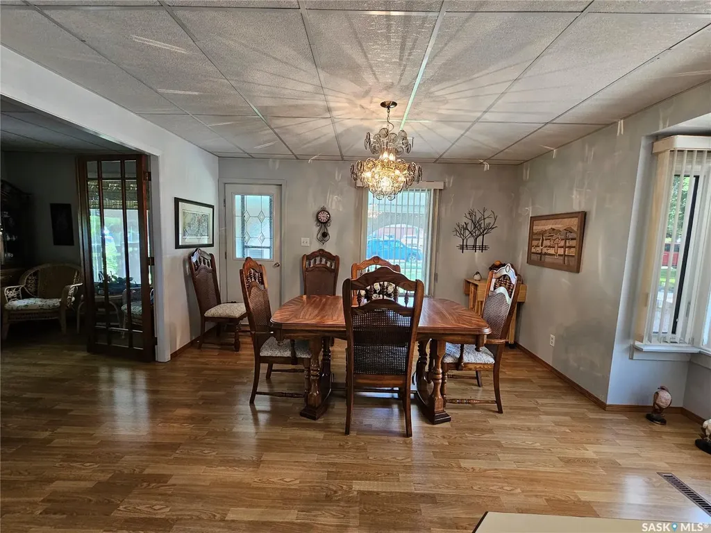 325 4th Avenue E Unity SK S0K 4L0