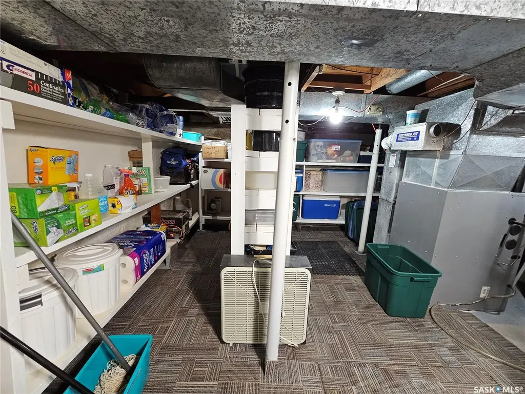 325 4th Avenue E Unity SK S0K 4L0