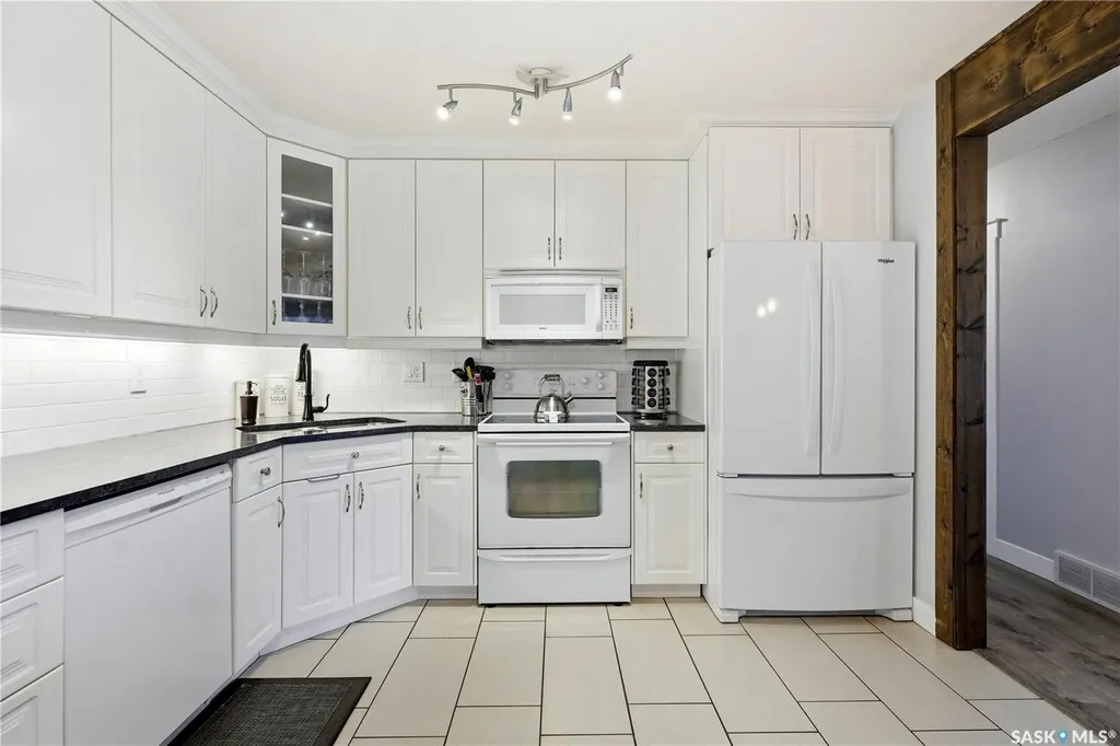 14 Stewart Avenue Saskatoon SK S7L 3S6