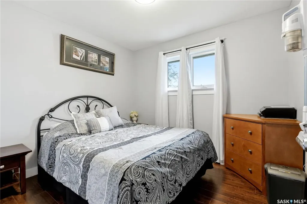 14 Stewart Avenue Saskatoon SK S7L 3S6
