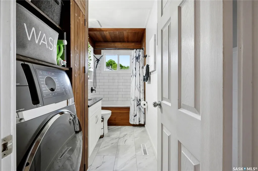 14 Stewart Avenue Saskatoon SK S7L 3S6