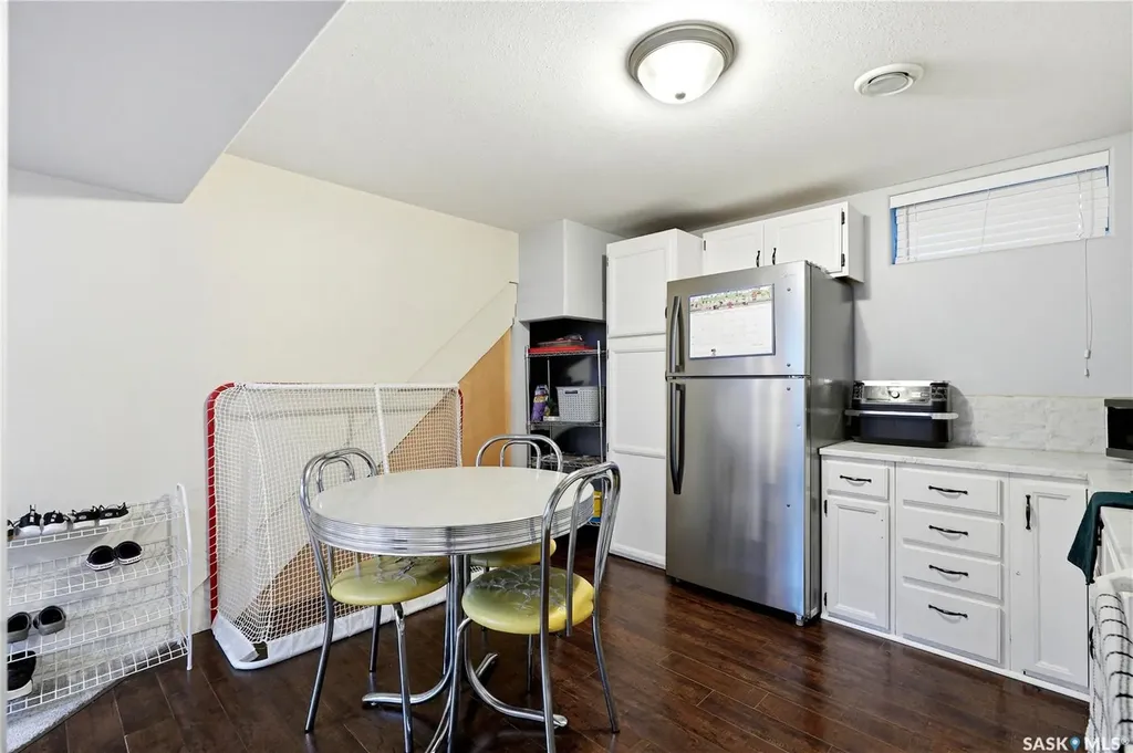 14 Stewart Avenue Saskatoon SK S7L 3S6