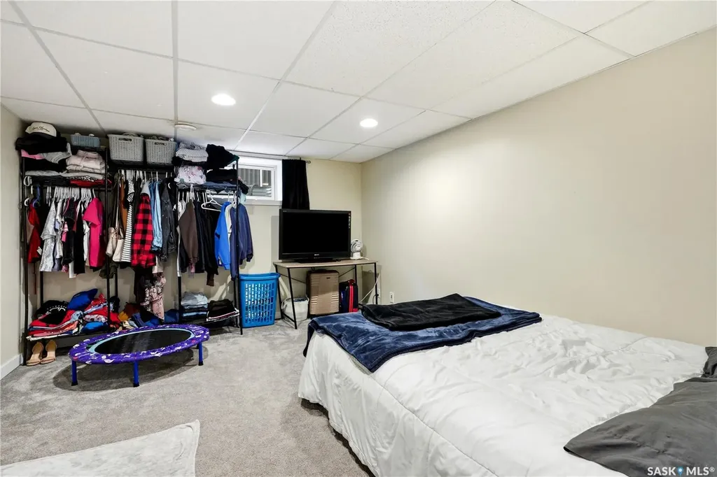 14 Stewart Avenue Saskatoon SK S7L 3S6