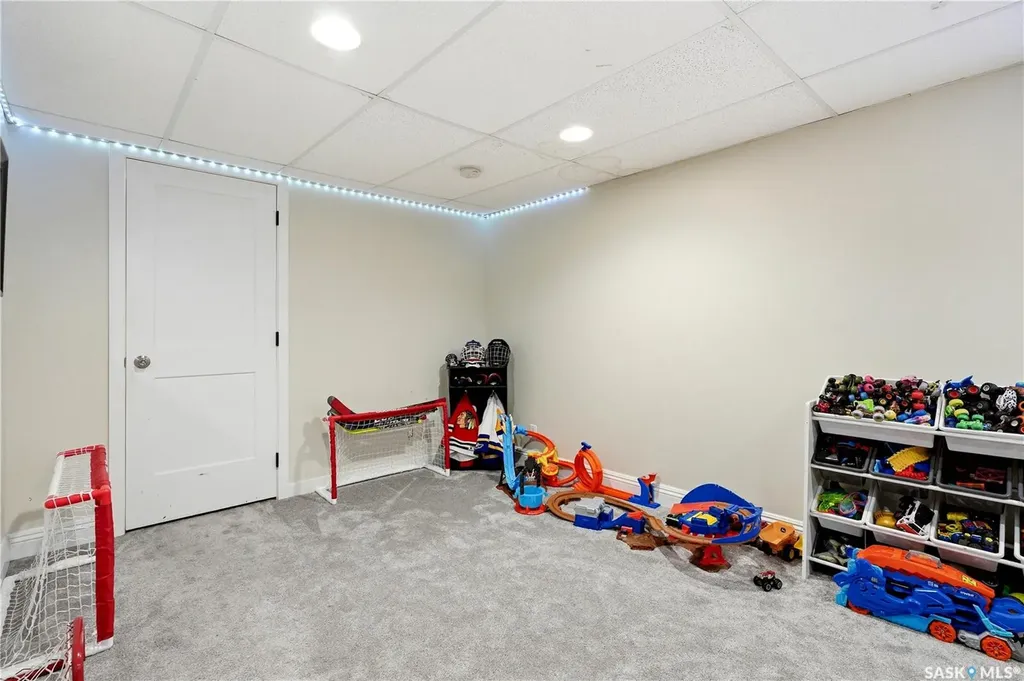 14 Stewart Avenue Saskatoon SK S7L 3S6
