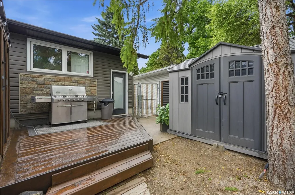 14 Stewart Avenue Saskatoon SK S7L 3S6