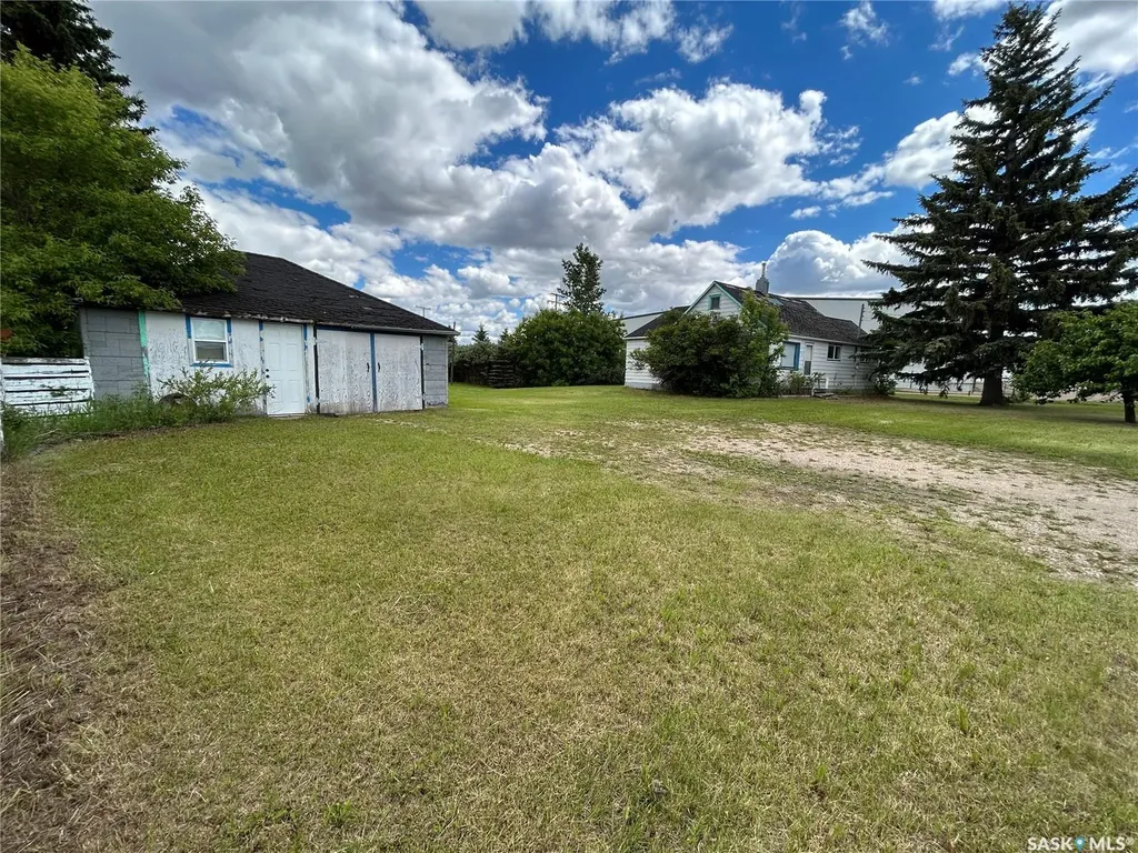 119 Main Street Lanigan SK S0K 2M0