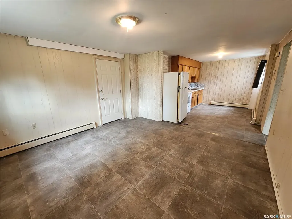 901 King Street Estevan SK S4A 1L3
