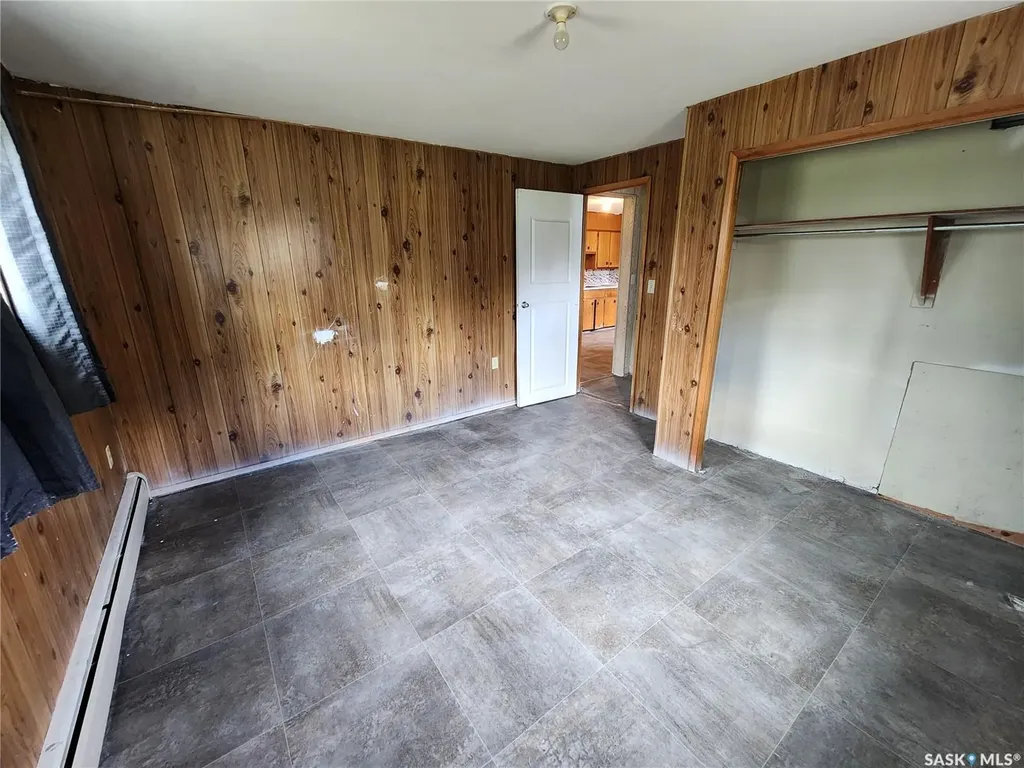 901 King Street Estevan SK S4A 1L3