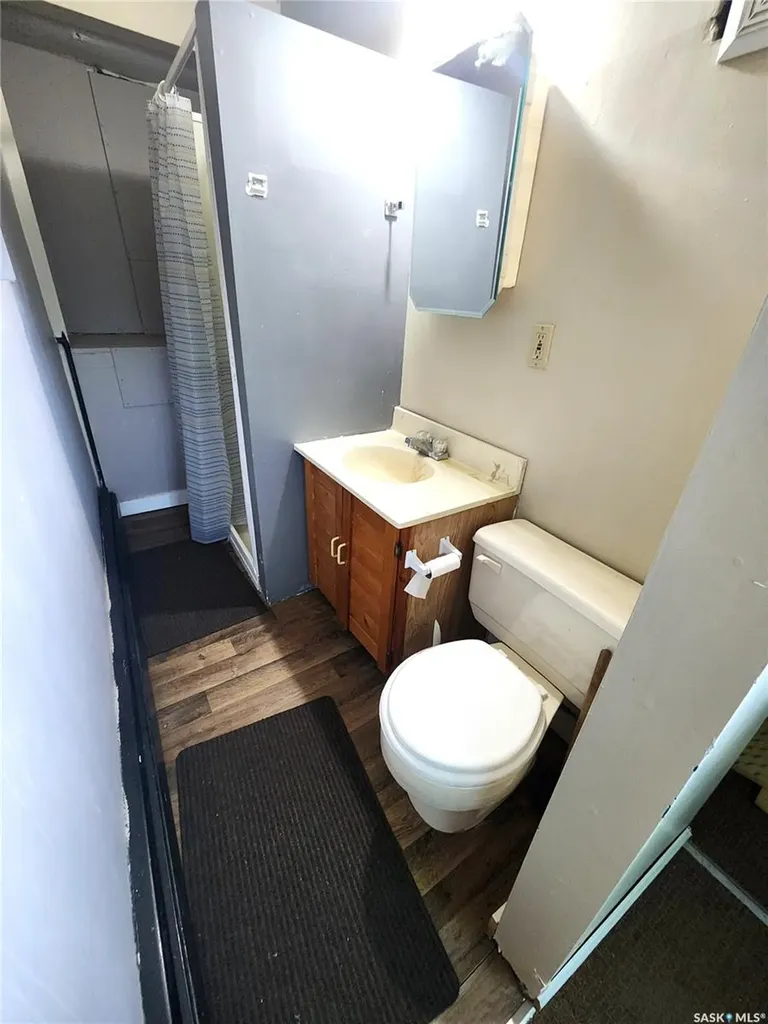 901 King Street Estevan SK S4A 1L3