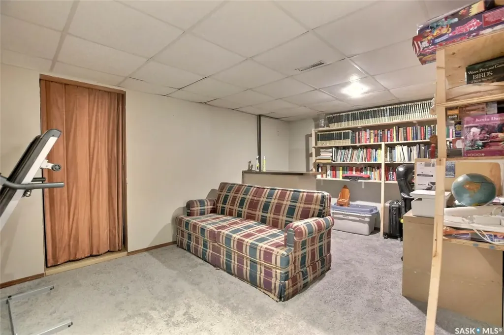 2241 Queen Street Regina SK S4T 4C6