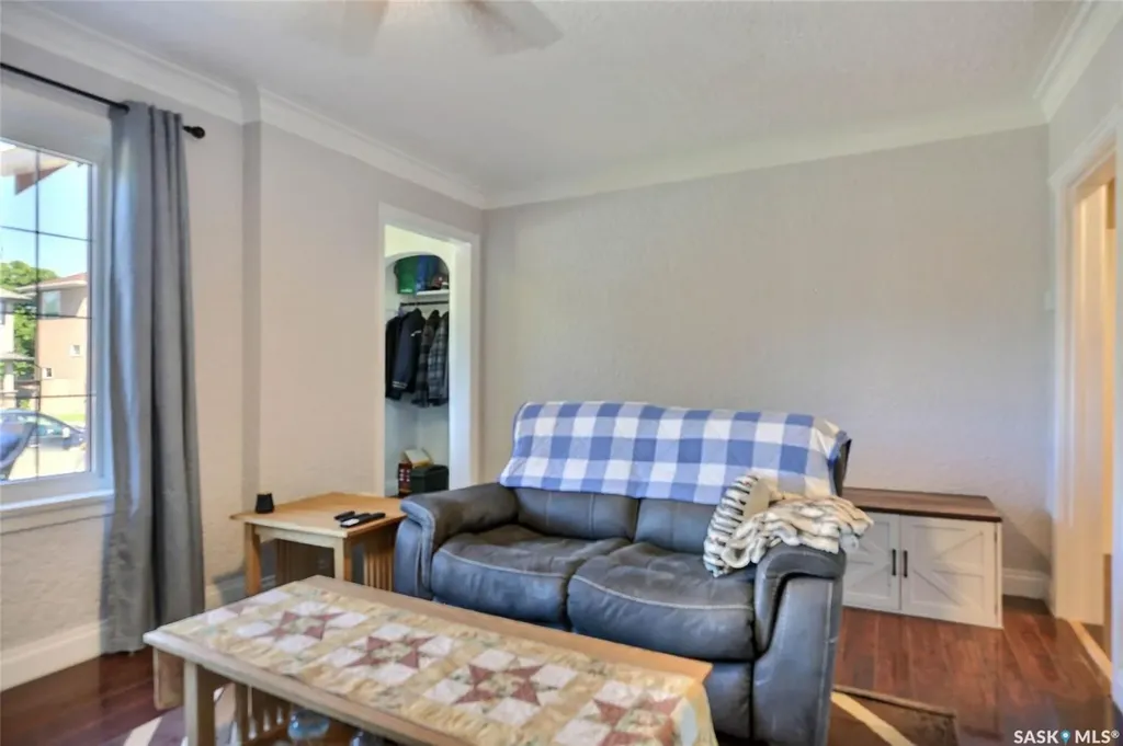 2241 Queen Street Regina SK S4T 4C6