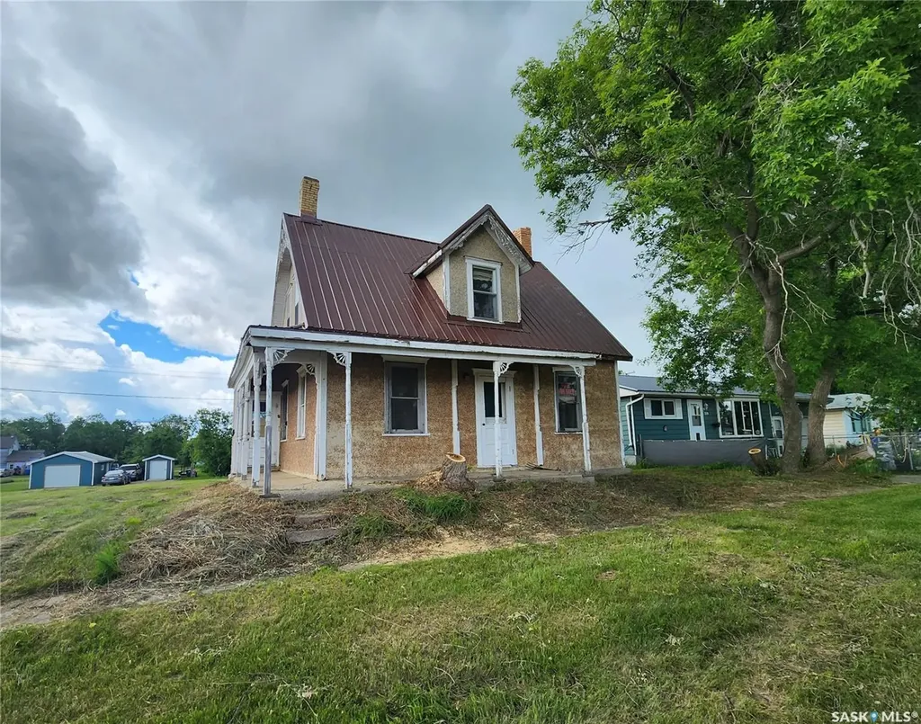 315 3rd Street Frobisher SK S0C 0Y0