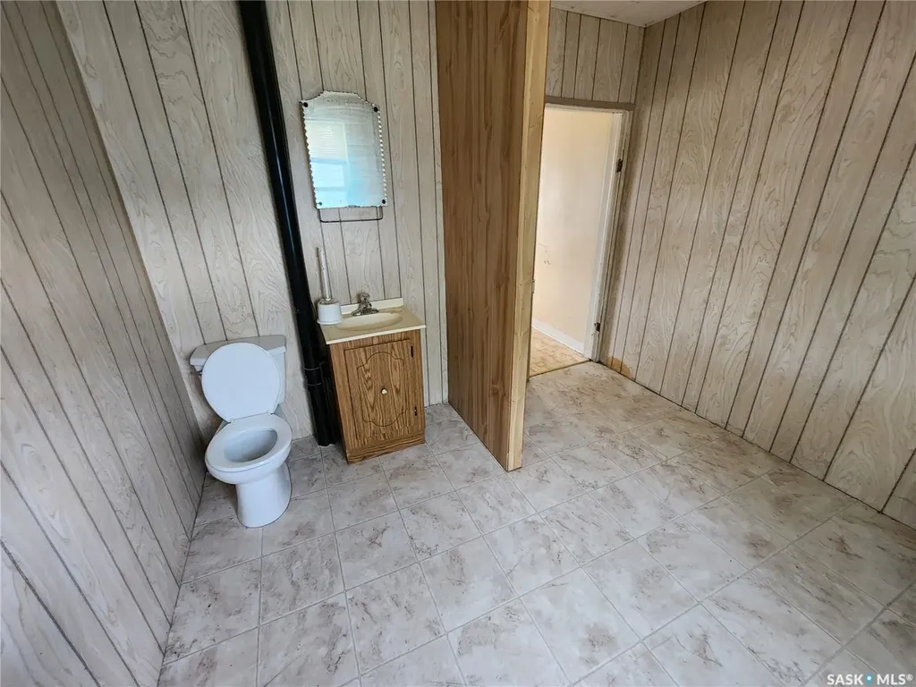 315 3rd Street Frobisher SK S0C 0Y0